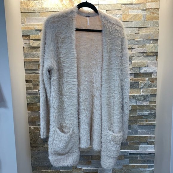 🎁 Free People Faux Fur Cardigan - Picture 6 of 7